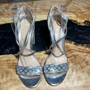 Jewel Badgley Mishka Silver Strappy Heels.  Sz 7.5